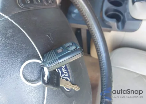 2006 Ford F250 Super Duty from USA, damaged, VIN 1FTSW21P06ED60010